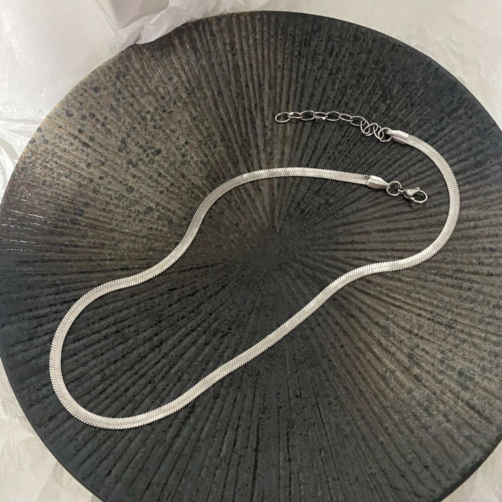 just-lil-things-artificial-silver-necklace-mn0002